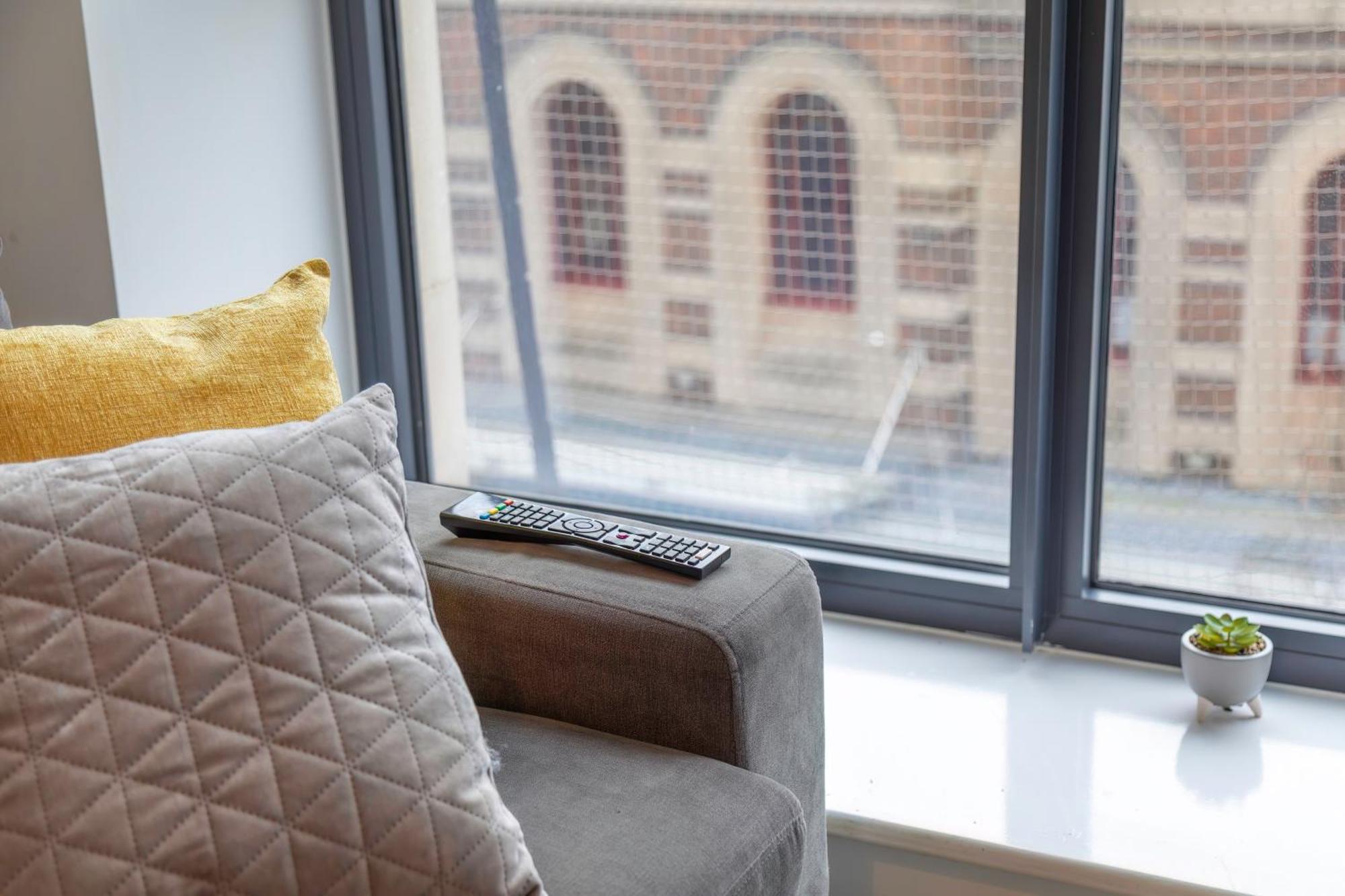 L1 Comfy Escapes - Long Stay Discounts Apply! Liverpool Bagian luar foto