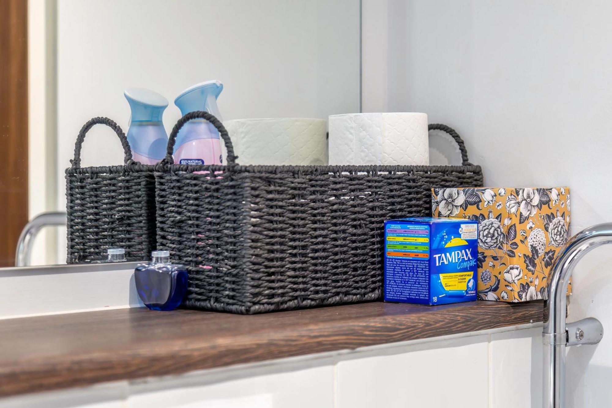 L1 Comfy Escapes - Long Stay Discounts Apply! Liverpool Bagian luar foto